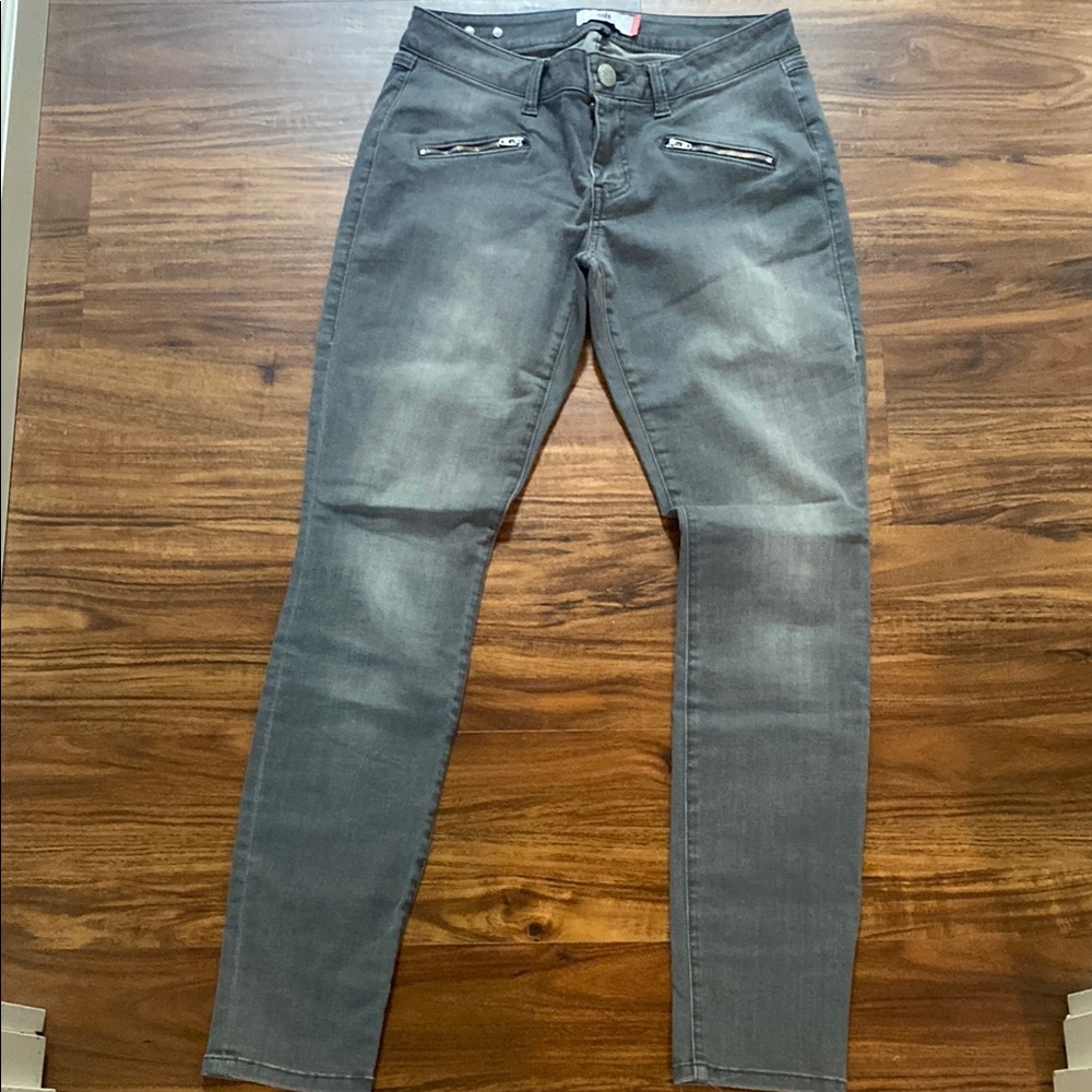 CAbi Zip Skinny Jean -Size 6